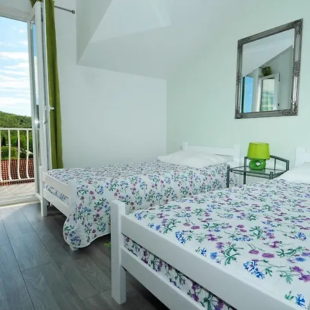 Apartment Fiorenini 2 Mlini Exterior photo